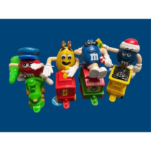 17 PC Vintage Mars M&M Train Christmas Candy Tube Topper Figures Christmas - Picture 4 of 5